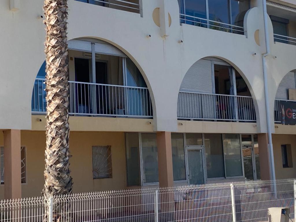 Magnifique Appart Marina Proche Plage Avec Parking Sète Kültér fotó